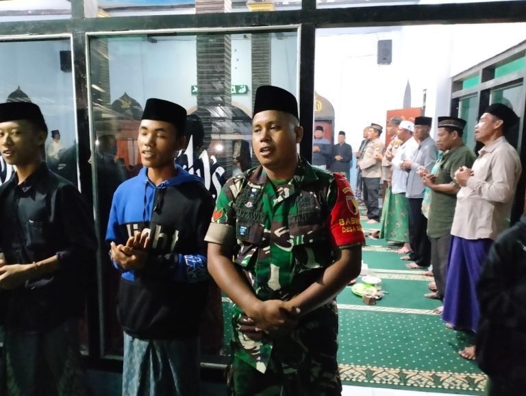 Jalin Silaturahmi, Babinsa Sombo Hadiri Doa Bersama Menyambut Bulan Suci Ramadhan