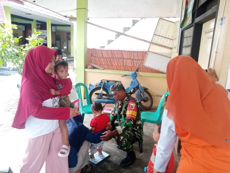 Sinergi TNI-Bidan Desa Dorong Pelayanan Kesehatan Balita dan Ibu Hamil di Lumajang
