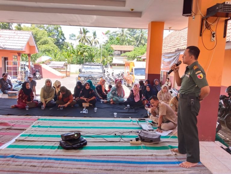 Danramil Kedungjajang Dukung Sosialisasi Kesiapsiagaan Bencana: Langkah Proaktif Menuju Masyarakat Tangguh