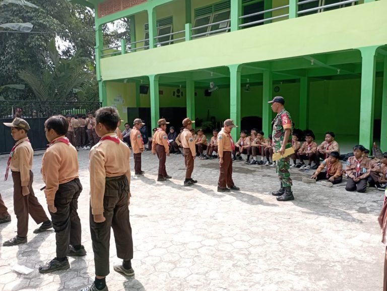 Babinsa Wonorejo Melaksanakan Pendampingan Pelatihan dan Penilaian PBB di Ponpes Nurut Tauhid