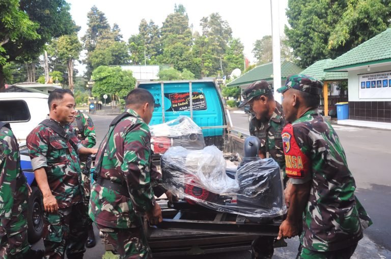 Dandim Lumajang: Bantuan Pompa Air Tingkatkan Produktivitas Pertanian