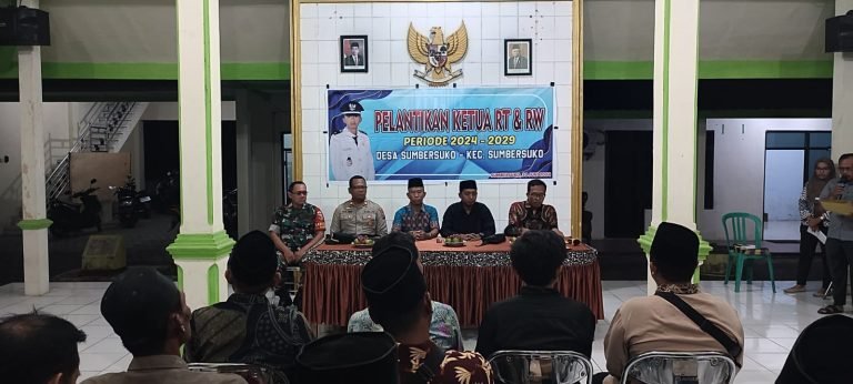 Sinergi Baru, Babinsa Wakili Danramil Hadiri Pelantikan Ketua RT dan RW Desa Sumbersuko