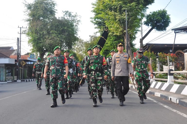 Dandim 0821/Lumajang Sambut Personel Kembali Satgas Pamtas RI–PNG Yonif 527/Baladibya Yudha