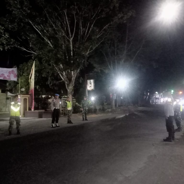 Patroli Gabungan TNI-Polri Tingkatkan Keamanan dan Ketertiban di Wilayah Kecamatan Kunir