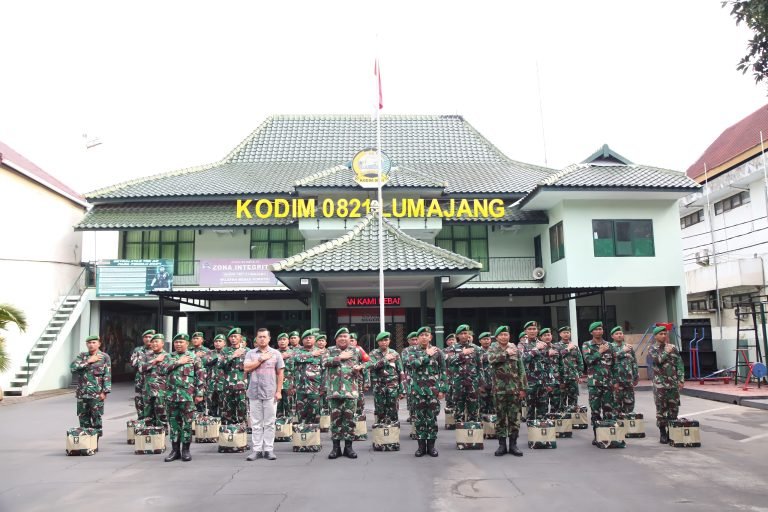 Kodim 0821/Lumajang Laksanakan Apel Penyerahan Kaporlap dari KASAD