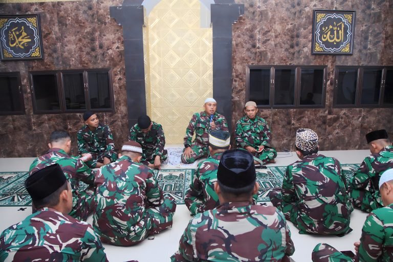 Kodim 0821/Lumajang Gelar Doa Bersama Sambut Pergantian Tahun dengan Khidmat