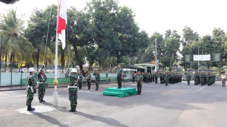 Kodim 0821/Lumajang Gelar Upacara Pelepasan Prajurit Memasuki Masa Persiapan Pensiun.