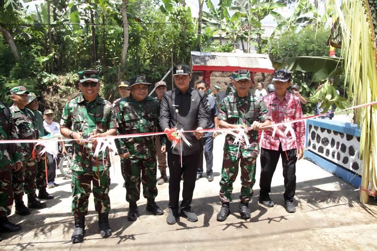 Jalan Manunggal Hasil Karya TMMD ke-123, Jalan Baru di Desa Burno Akan Dongkrak Perekonomian Warga