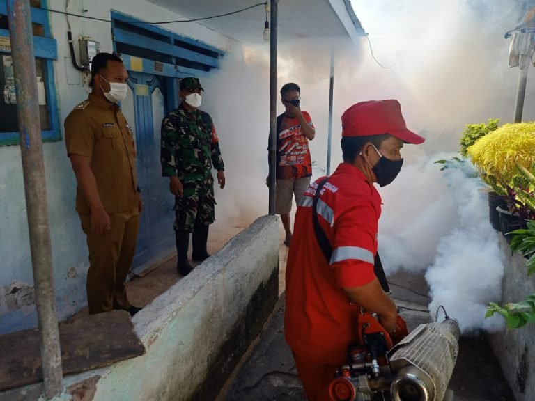 Serda M. Mu’ali Kawal Fogging di Jogoyudan, Warga Diminta Waspada DBD