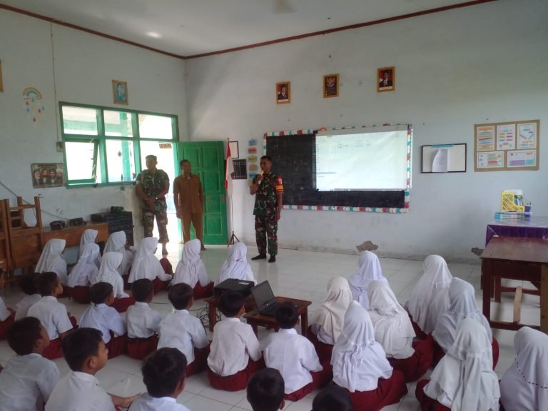 Sertu Suwardi Sosialisasikan Profil Pelajar Pancasila di SDN Rowokangkung 02