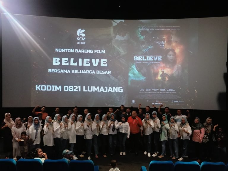 Wujudkan Semangat Juang dan Inspirasi, Kodim 0821/Lumajang Gelar Nonton Bareng Film “Believe” di Jember