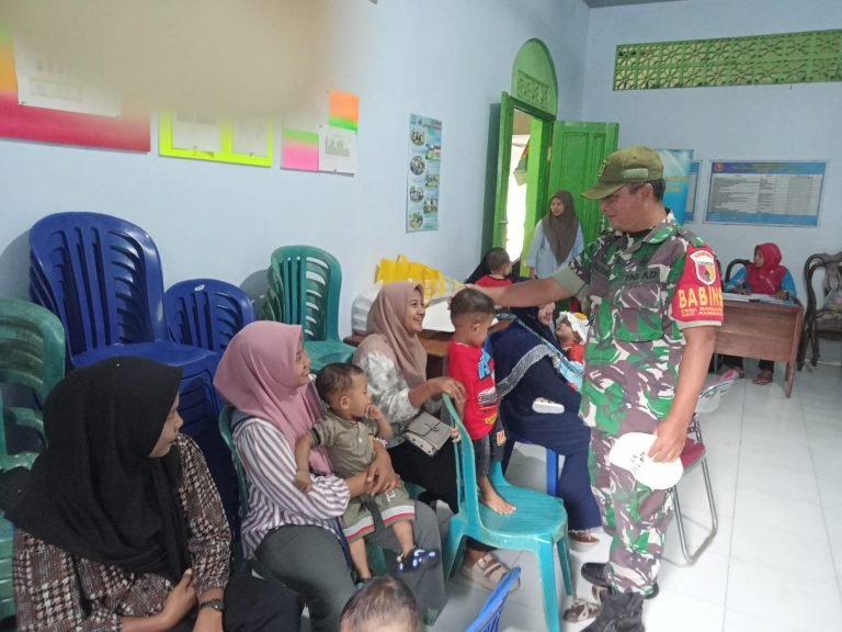 Kehangatan dan Kebersamaan Warnai Posyandu Anggur di Dusun Krajan
