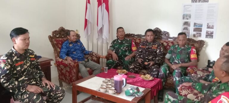Sinergitas TNI Senduro dan Banser, Bentuk Kepedulian Terhadap Keamanan Lingkungan