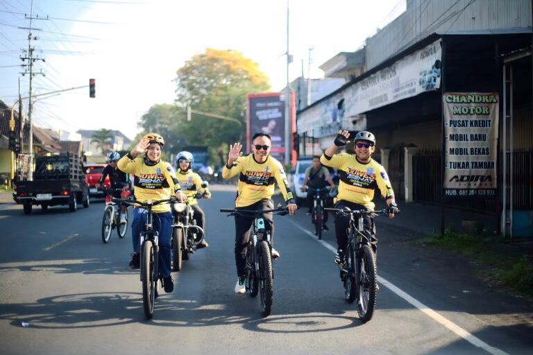 Dandim 0821 Lumajang Ikuti Gowes Sehat HUT Lalu Lintas Bhayangkara ke-70.