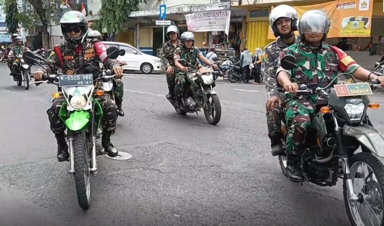 Koramil dan Banser Kompak Gelar Patroli Bersama Demi Stabilitas Wilayah Lumajang