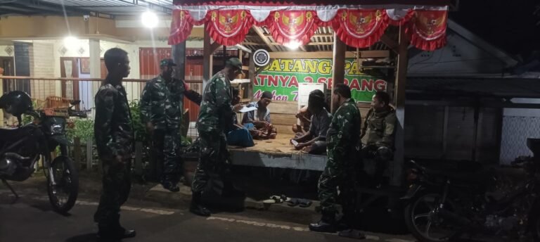 Patroli Malam Gabungan Koramil Gucialit–Banser, Bukti Soliditas TNI dan Ormas di Lapangan