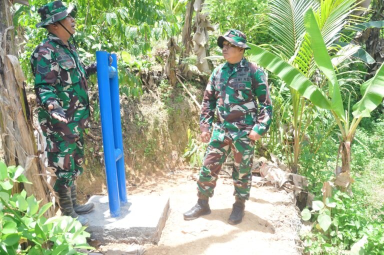 Pasi Ter Kodim 0818 Tinjau Lokasi Pembuatan Tandon Pipanisasi di Desa Lebakharjo
