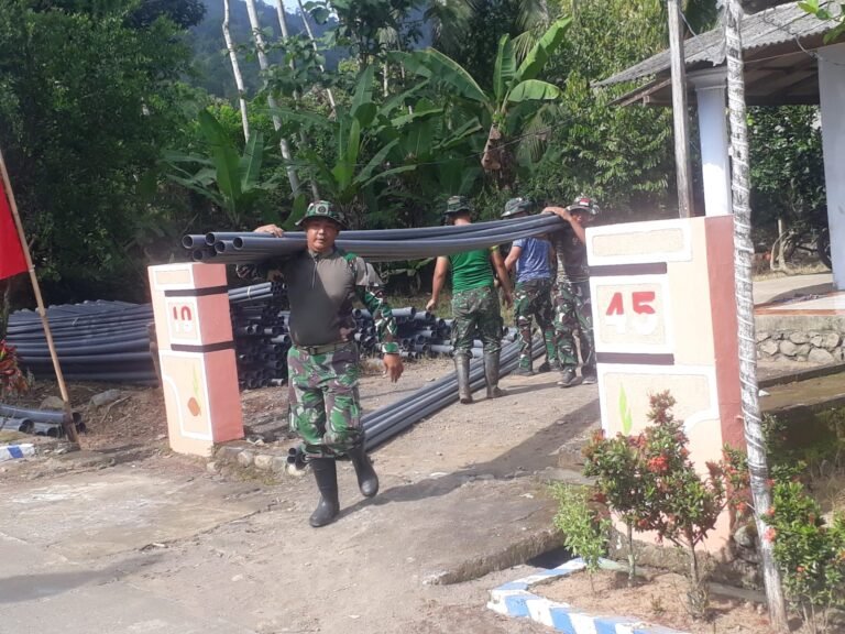Kedatangan Bahan Pipa Perkuat Progres Pipanisasi TMMD ke-126 di Lebakharjo.