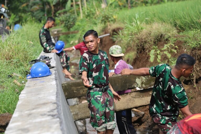 Dari Gotong Royong Lahir Kemandirian: TMMD 126 Bangun Irigasi Penopang Pertanian Lebakharjo