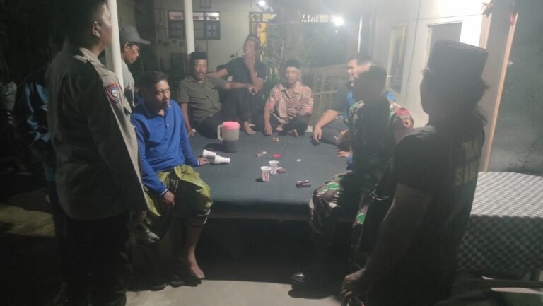 Sambang Warga, Cara Babinsa Kedungrejo Tingkatkan Kepedulian Keamanan Lingkungan 