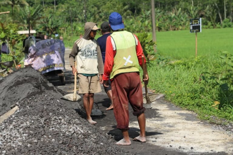 Drainase TMMD 126, Bukti Nyata Kolaborasi TNI dan Warga dalam Membangun Desa Mandiri