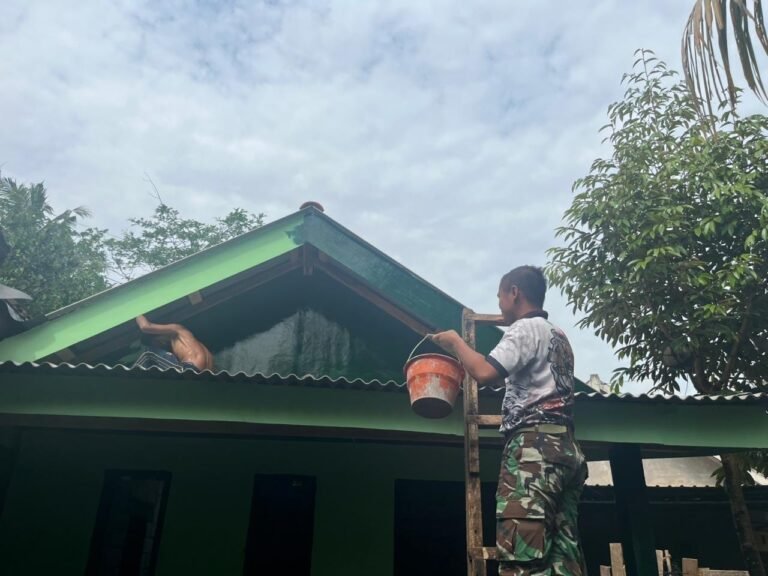 TNI Bersama Rakyat, Wujudkan Hunian Sehat Lewat TMMD 126 di Ampelgading