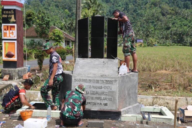 Prasasti TMMD ke-126 Jadi Penanda Abadi Pengabdian di Desa Lebakharjo